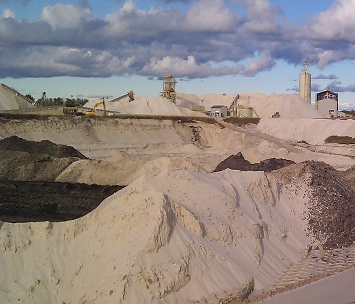 Frac sand plant
